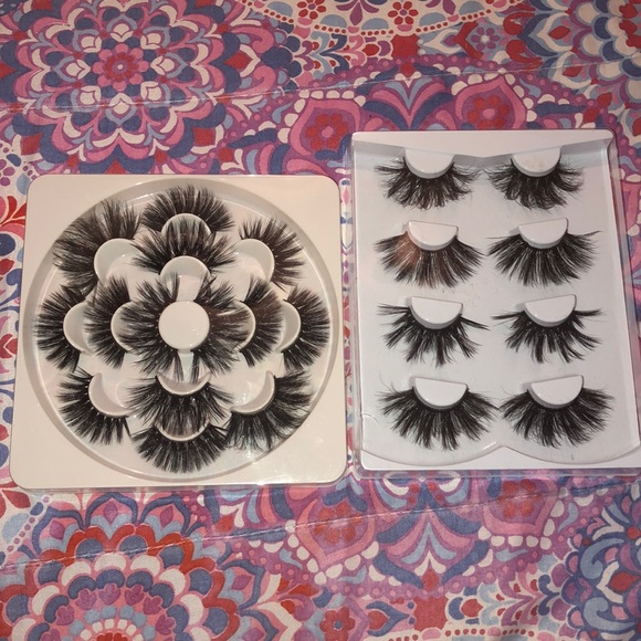 25 MM - 28 MM LASH BOOKS BUNDLE 🥰 - Picture 1 of 3